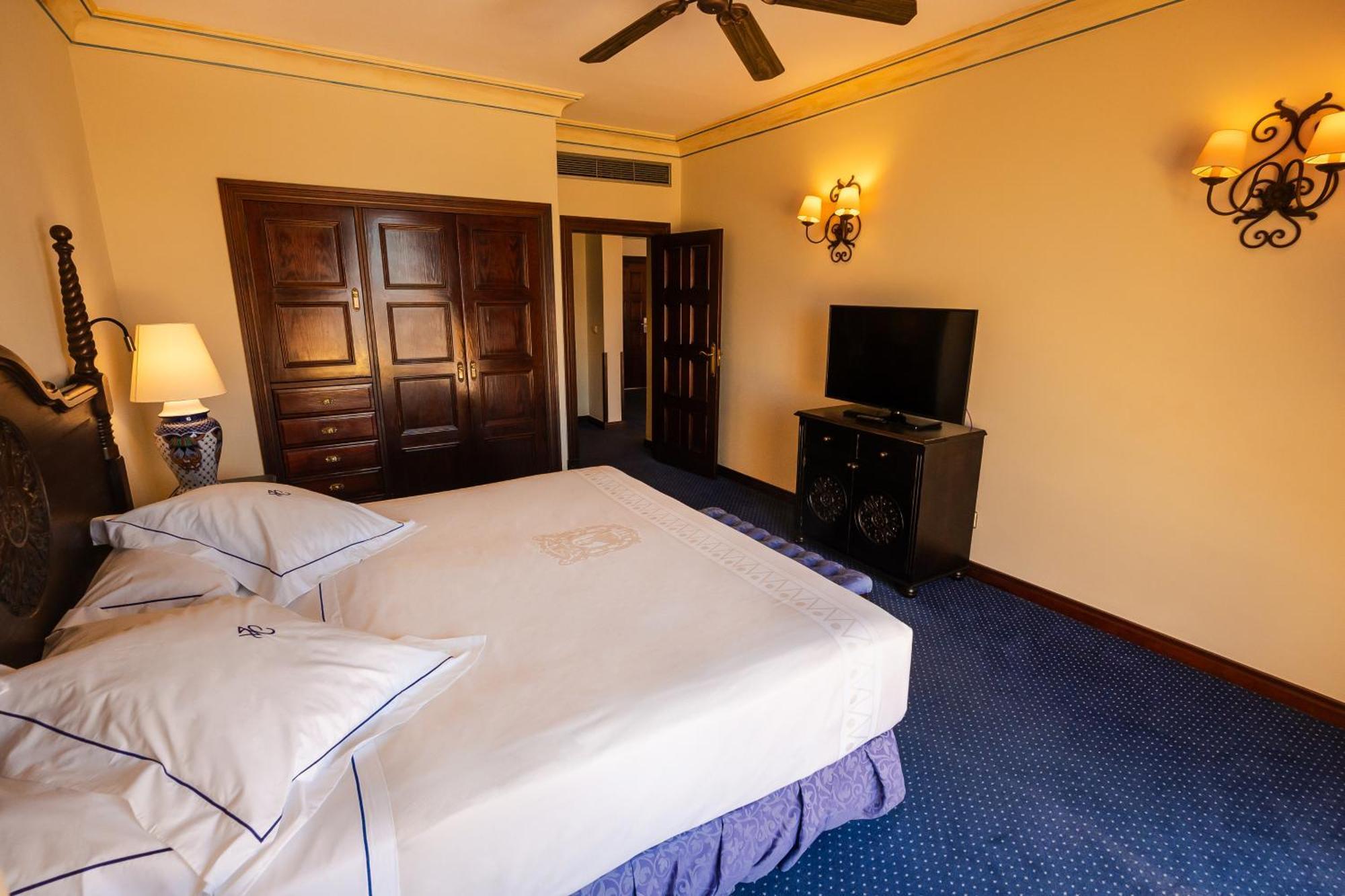 Europe Cortes Gl Station touristique 5*
